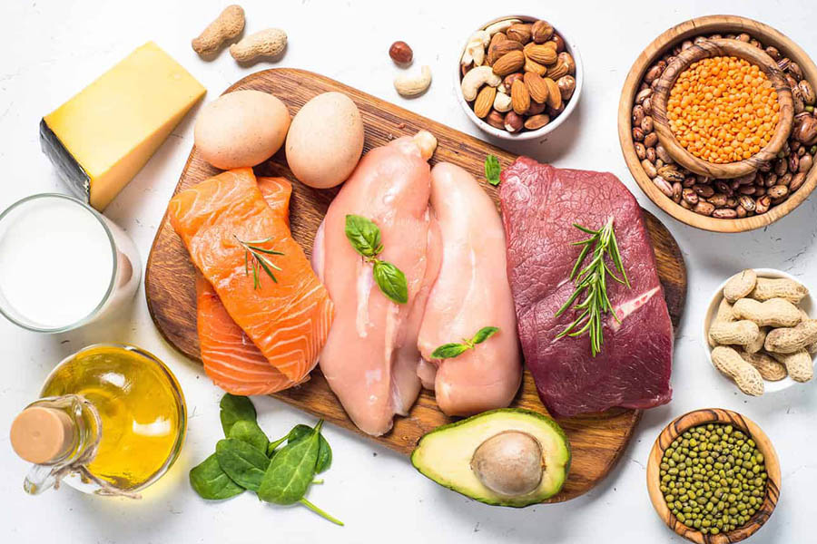 مصرف پروتئین‌ها و غذاهای مغذی